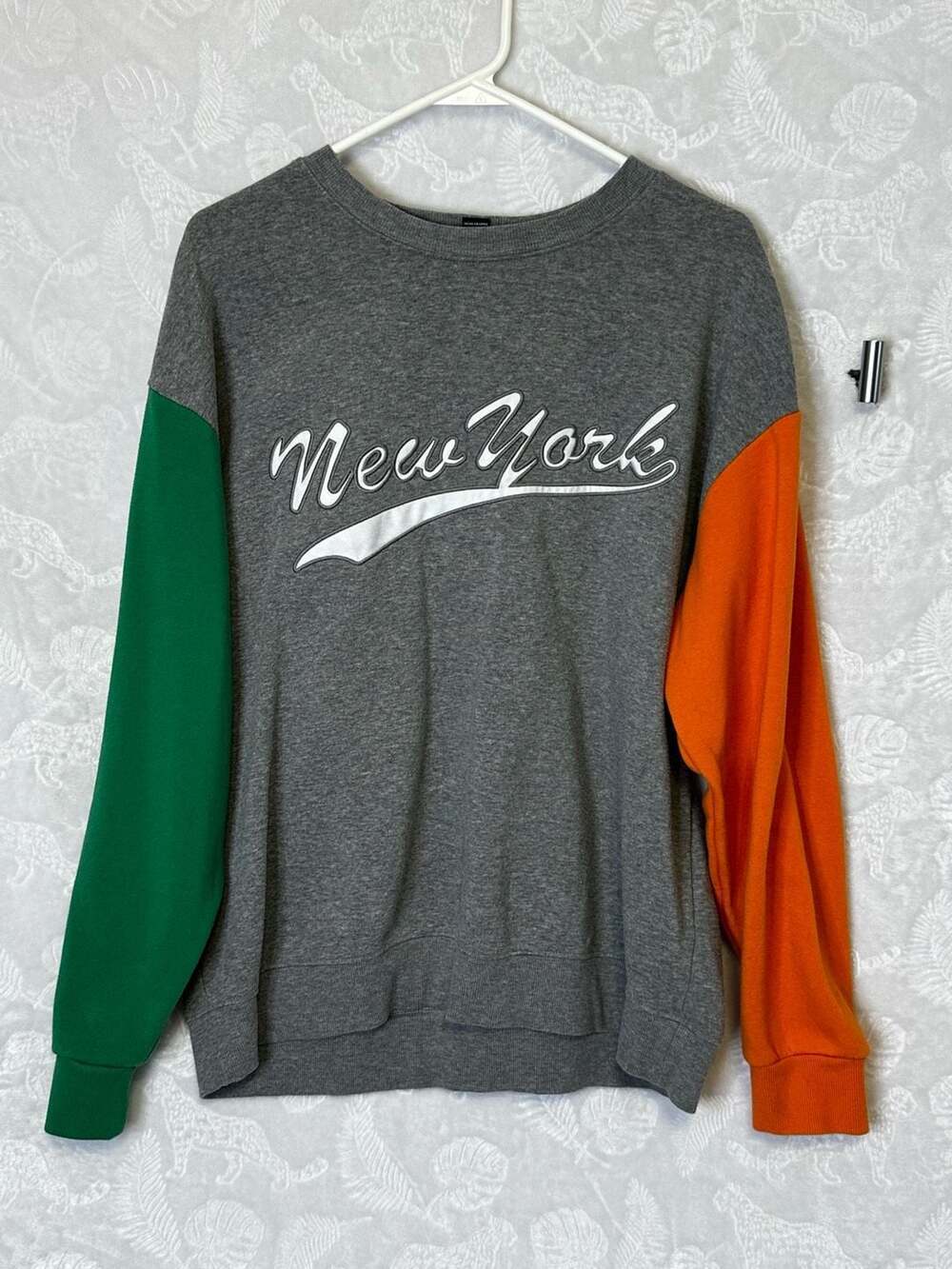 Forever 21 Color-Block New York Crewneck Sweatshirt